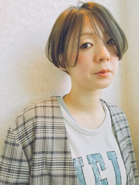 リスプレンデレブロレット risplendere BroLetto フロント長めのシンプルショートスタイル