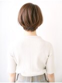 フレンチシックなオーバルショート