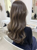 フォーク FOLK&nbsp;【FOLK】サロンスタイル・ナチュラルウェーブロング♪