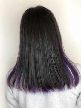 ユイテ 新河岸店(yuite) ロングヘア デザインカラー インナーカラー　パープル