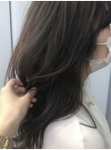重めロング/透明感カラー(ブリーチなしグレー)