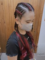 カペリマレーナ(Capelli Malena)&nbsp;コーンロウ　毛先ウェーブ巻き