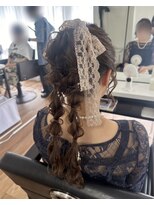 オウン(AUN)&nbsp;編み下ろしツインポニー