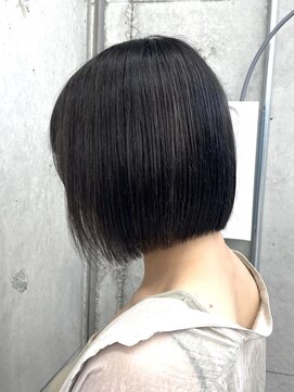 ミリィバイアヤラ 船橋店(MIRYI by ayala) 【RYOYA】切りっぱなしボブ/グレージュ