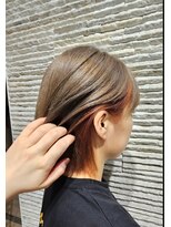 アカデミーサロンイー 代々木店(Academy Salon E)&nbsp;Academy SalonE   ミルクティー×オレンジインナーカラー