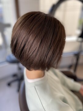 トモズヘアデザイン(Tomo's Hair Design) オリーブカラー