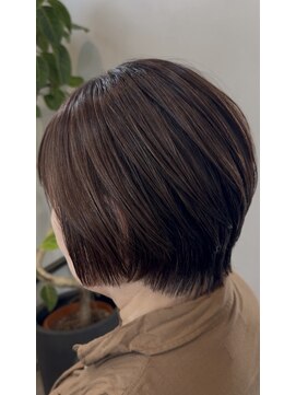 ヨハク(YOHAKU) ショートボブ