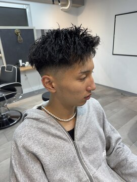 ヴィ 大宮(Vii) フェード/メンズ/大宮/ツイストスパイラル/