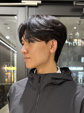 カルム(kalm) 毛流れセンターパートニュアンスパーマカルマヘアメンズパーマ