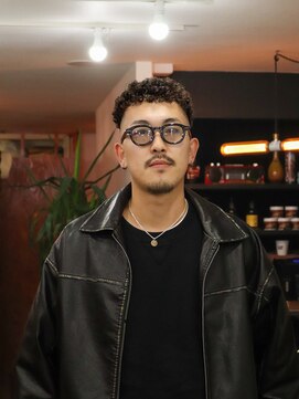 ショートカーリー