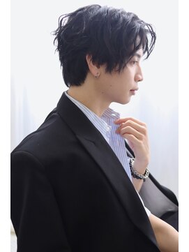 ビューティーアンドフリーハコ(Beauty&Free HACO) 10代20代波巻きセンターパートスパイラルヘア