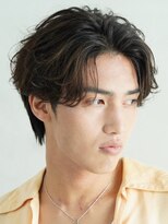 エリマ 調布(elima) センターパートニュアンスパーマフェザーパーマコンマヘアウルフ