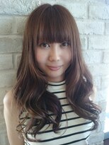 ヘアーサロン ブラン(Hair Salon Blanc) 女性らしい雰囲気の愛されロング