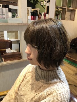 アイビーヘアー(IVY Hair) ショートコテ巻き