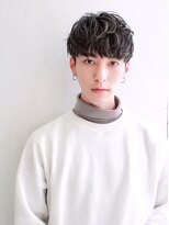 シン(syn)&nbsp;スパイラルパーマ　マッシュ