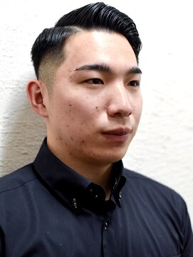 メリケンバーバーショップ コウベ(MERICAN BARBERSHOP KOBE) 七三オールバックツイストパーマかき上げヘアコンマヘア