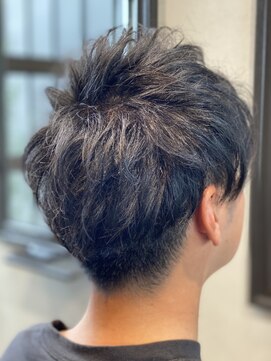 リバティ(LIBERTY) 前髪長めナチュラル束感パーマツーブロック