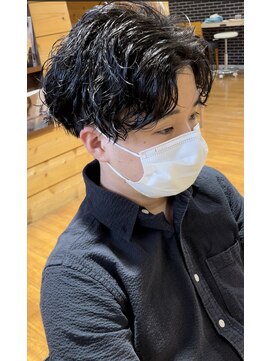 ヴェロ 福井(VeRO) センターパート×波巻ツイストスパイラルパーマ