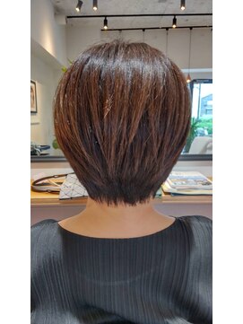 フォーティエイティ(40-80) エイジングケア艶レイヤーショート