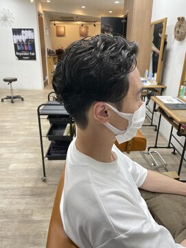 ルチナ 秦野(Lucina) メンズパーマ