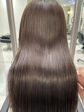 エスカーラ 表参道(THE ESCALA) @aidaman321 髪質改善/髪質改善縮毛矯正/髪質改善トリートメント