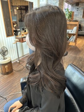 ヘアーアンドリラクシング キャビン(Hair&Relaxing CABIN) ダークベージュ◆韓国風レイヤー◆もっちりトリートメント