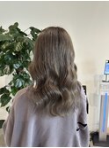 ミルクティーグレージュ