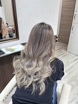 ベルヘアーデザイン 堺東(Belle hair Design)&nbsp;外国人風/グラデーション/レイヤーカット/ケアブリーチ/堺東