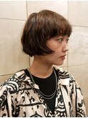 丸みのあるボブパーマ/透明感のあるブラウンカラー