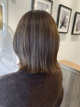 ムーン ティコブラーエ(moon tico brae) ４月(ミディアムヘア/ショコラベージュ/ボブルフ)