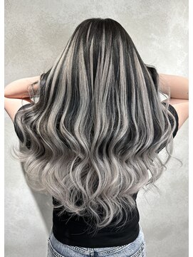 アルマバイロサ(ALMA by ROSA) コントラストバレイヤージュ/担当rui