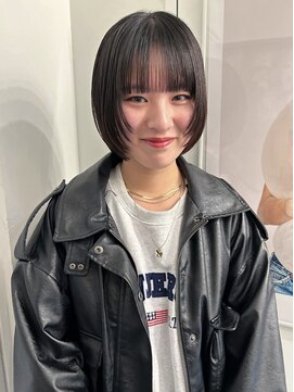 シータ(sheta) 【表参道sheta小林】10代20代30代顔まわりレイヤー黒髪ボブ