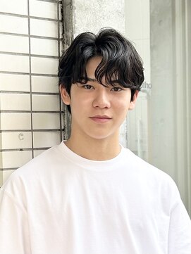 クロト(Clotho) スパイラルパーマ/ツイストスパイラル波巻きメンズカットウルフ