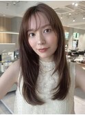 デザインカラーレイヤーカットウェットヘアオリーブベージュ