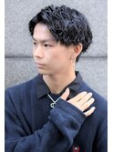 黒髪ニュアンスセンターパート