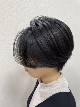 アドゥーヘア ヴィス(A do hair vis) ショート