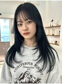 艶髪　顔まわりレイヤーカット　ブルーブラック20代