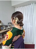 シンプルシニヨン