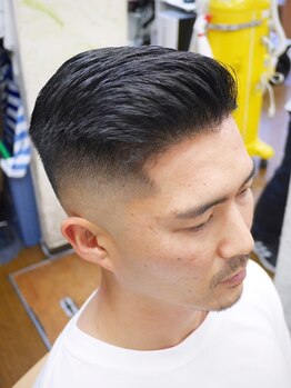 アオハレアンド(ao_HARE_&)の写真/【浜松町駅】男の身だしなみを整えるお手伝い◎理容室ならではのシェービングやフェイシャルエステもあり。