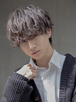 小久保styleフェザーパーマフェザーショートグレーエンドカラー