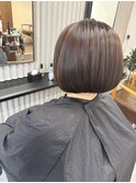 ショートボブ