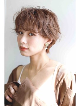 セラトウキョウ(SERA Tokyo) ショート/ゆるふわスタイル/柔らかベージュ