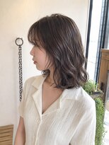 カミナ(KAMINA) 大人可愛い♪ゆるふわ外ハネミディアム