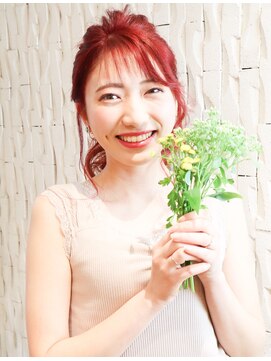 美容室 ロジェ(Roje) ポニーテール風アレンジ