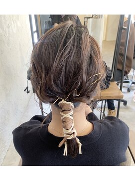 ヘアスタジオニコ(hair studio nico...) 紐アレンジ