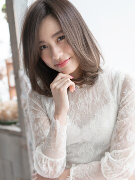 レイリー(Laily) 王道フェミニンなモテ可愛ミディ