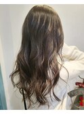HUEglossでダメージレス柔らか透明感ダークトーン【20代30代】
