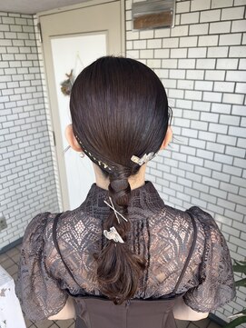 フェリーチェ(Felice) 編みおろし　ヘアセット　お呼ばれヘア　金箔