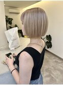 ブロンドベージュボブ