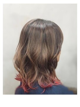 オシャマヘアー マチニワ店 グラデーションカラー